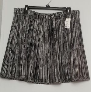 Candies black and white sweater skater skirt